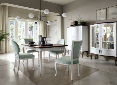 Esszimmer Garnitur Set Klassische Tisch 4x Stühle Vitrine Kommode 7tlg